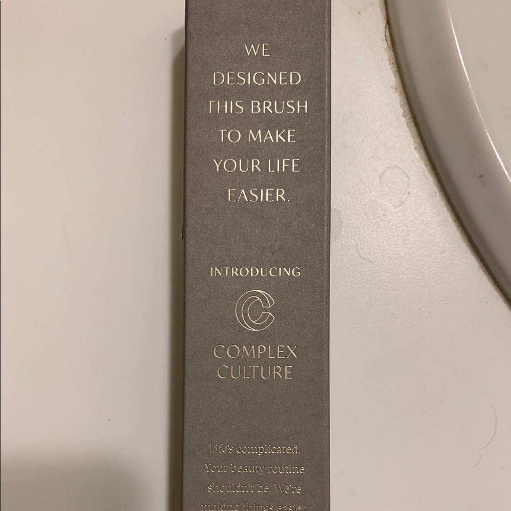 Complex Culture Press & Set • Bronzer Brush